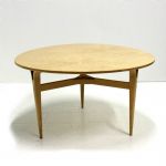 909 8482 COFFEE TABLE